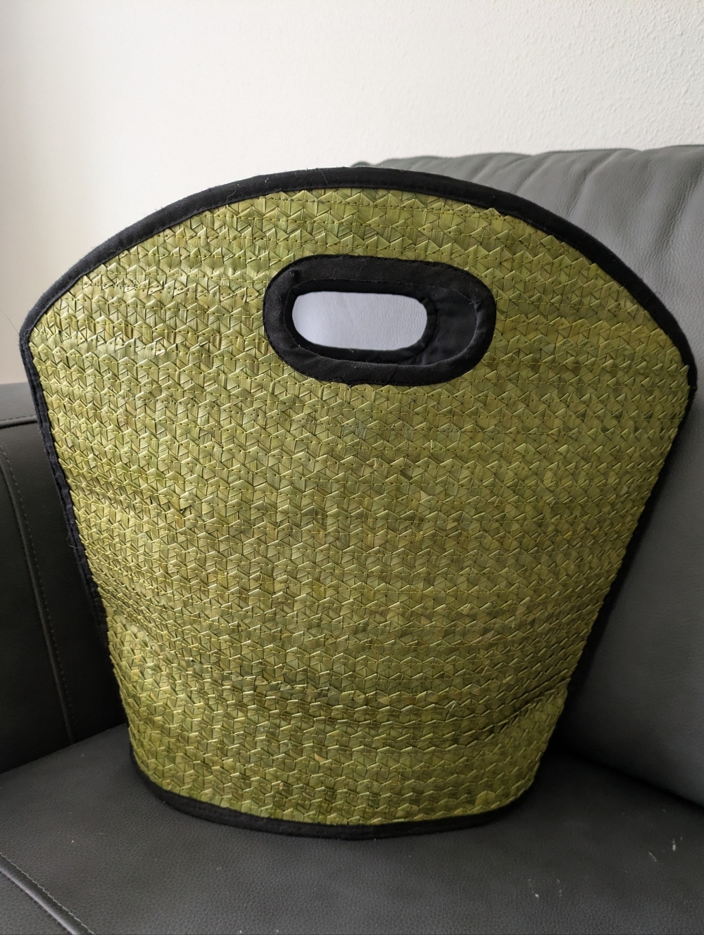 Woven Green Tote Purse Cutout Handle